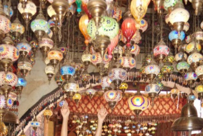 Gkay explora paisagens da Capadócia durante viagem pela Turquia