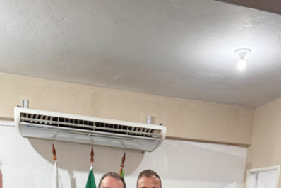 Câmara de Seropédica homenageia Eduardo Paes com moção de aplausos