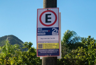 Novo sistema de estacionamento rotativo chega à orla da Zona Sul