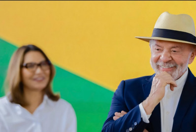 'Enquanto Trump não falar de tarifaço, eu não falarei', diz Lula