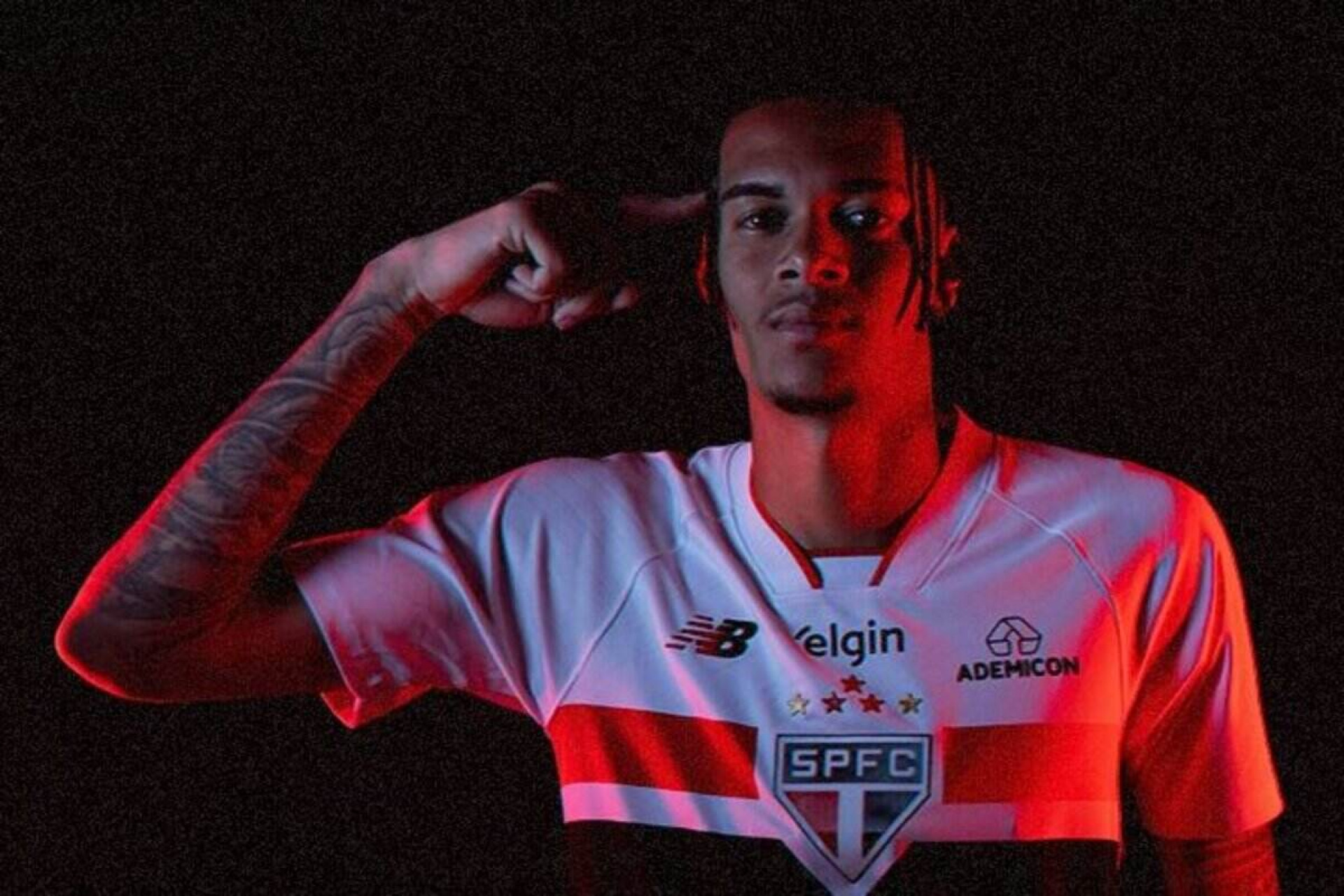 S&atilde;o Paulo anuncia a contrata&ccedil;&atilde;o de Newton: “Quando um tricampe&atilde;o mundial te chama…”