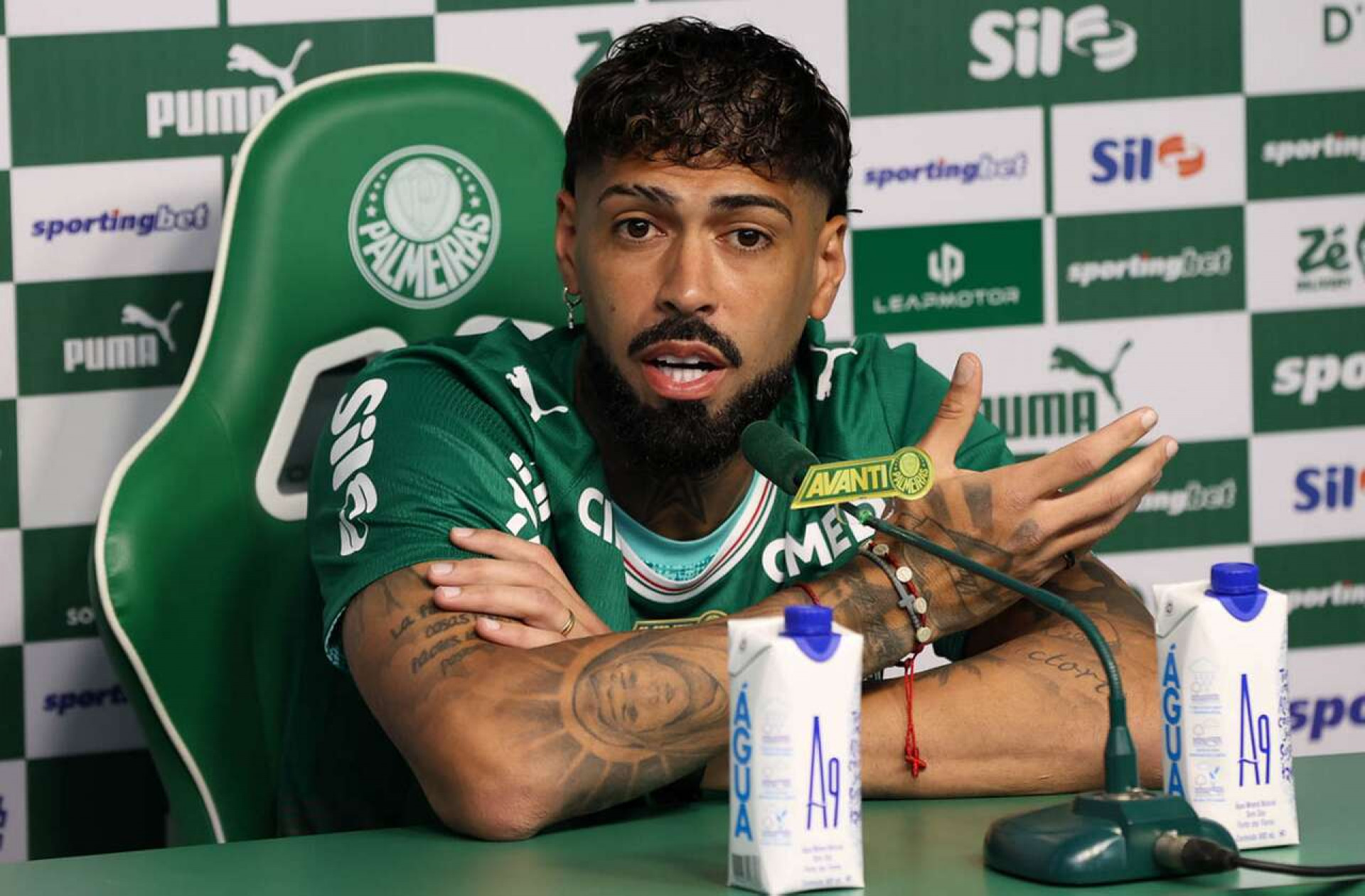Barboza escolhe o Uruguai e mira convoca&ccedil;&otilde;es ap&oacute;s chegada ao Palmeiras