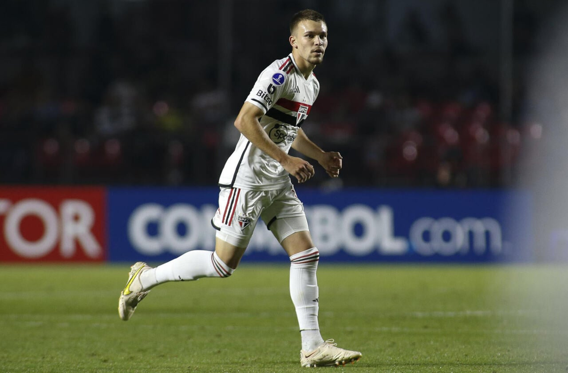 S&atilde;o Paulo encaminha empr&eacute;stimo de Negrucci ao Athletic-MG