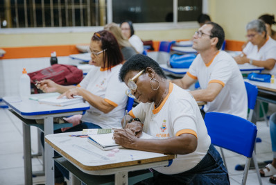 Niterói abre matrículas para a Educação de Jovens e Adultos