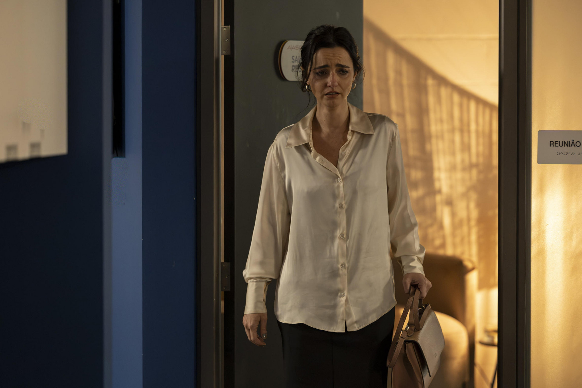 Suely entra na novela como secretária e amante do advogado - Globo/ Beatriz Damy