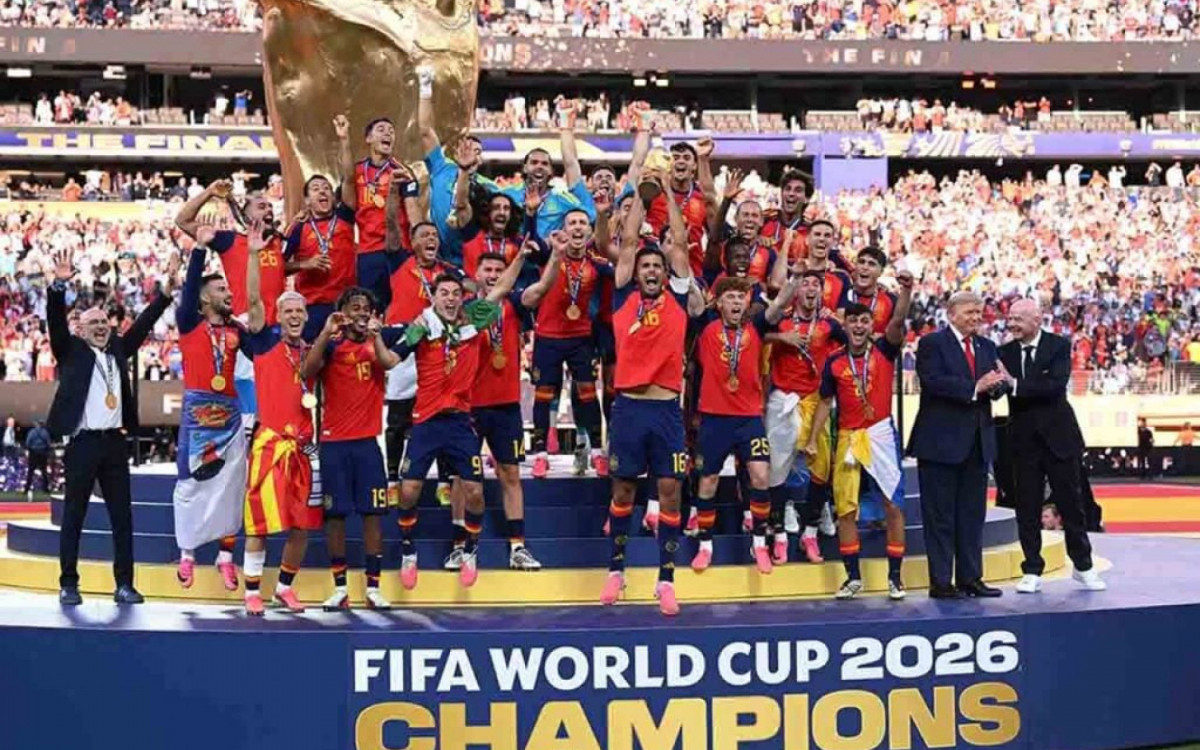 Espanha atualiza estrelas no escudo ap&oacute;s bi da Copa