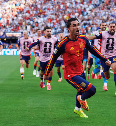 Espanha bate a Argentina com gol na prorrogação e fatura bi da Copa