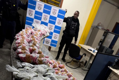 Perseguição termina com traficante preso e mais de 15 kg de drogas apreendidos