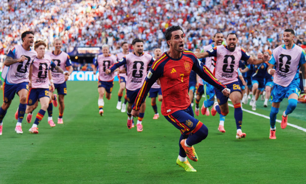 Espanha bate a Argentina com gol na prorrogação e fatura bi da Copa