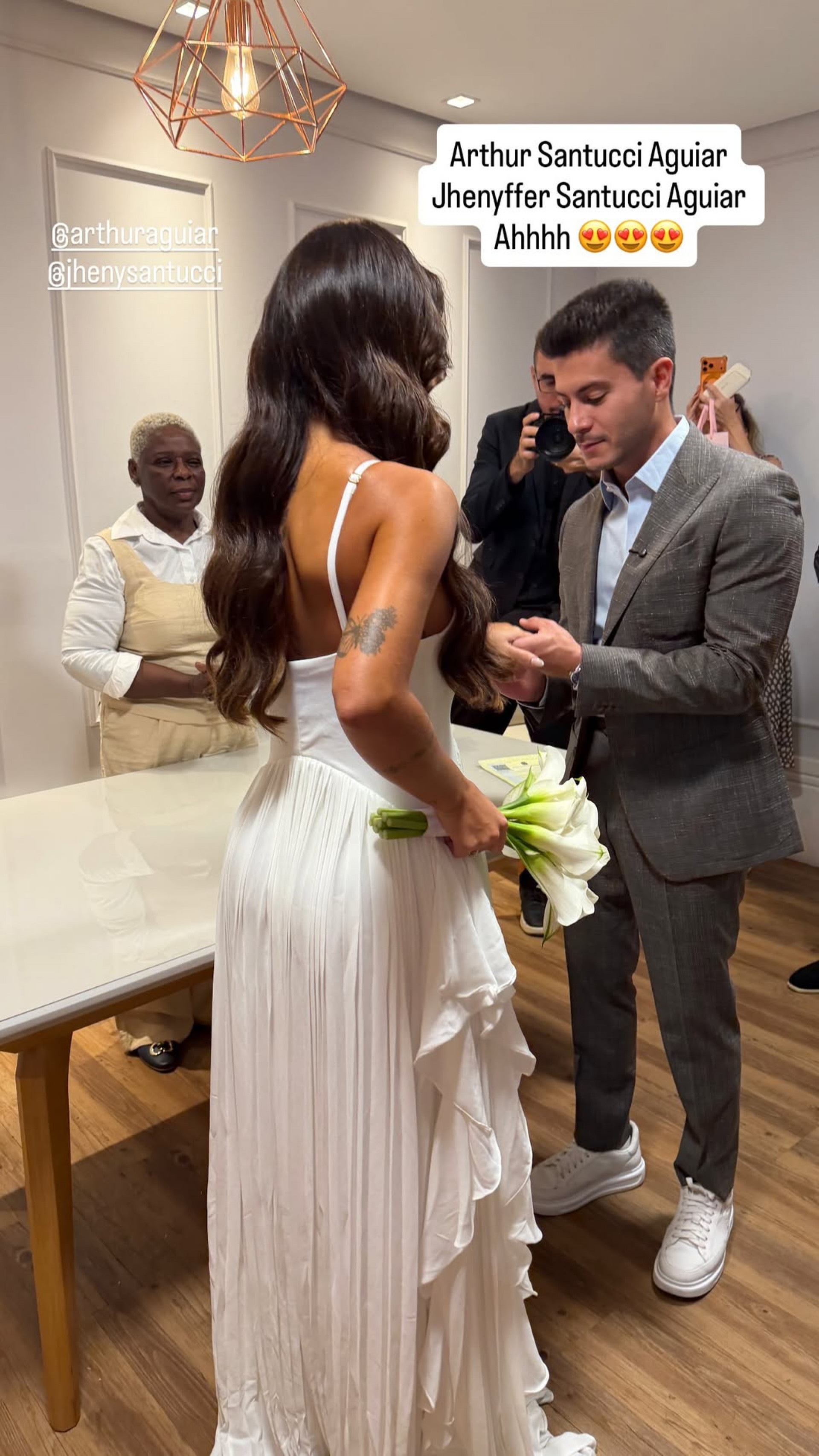 Arthur Aguiar se casou no civil com Jheny Santucci - Reprodução/Instagram