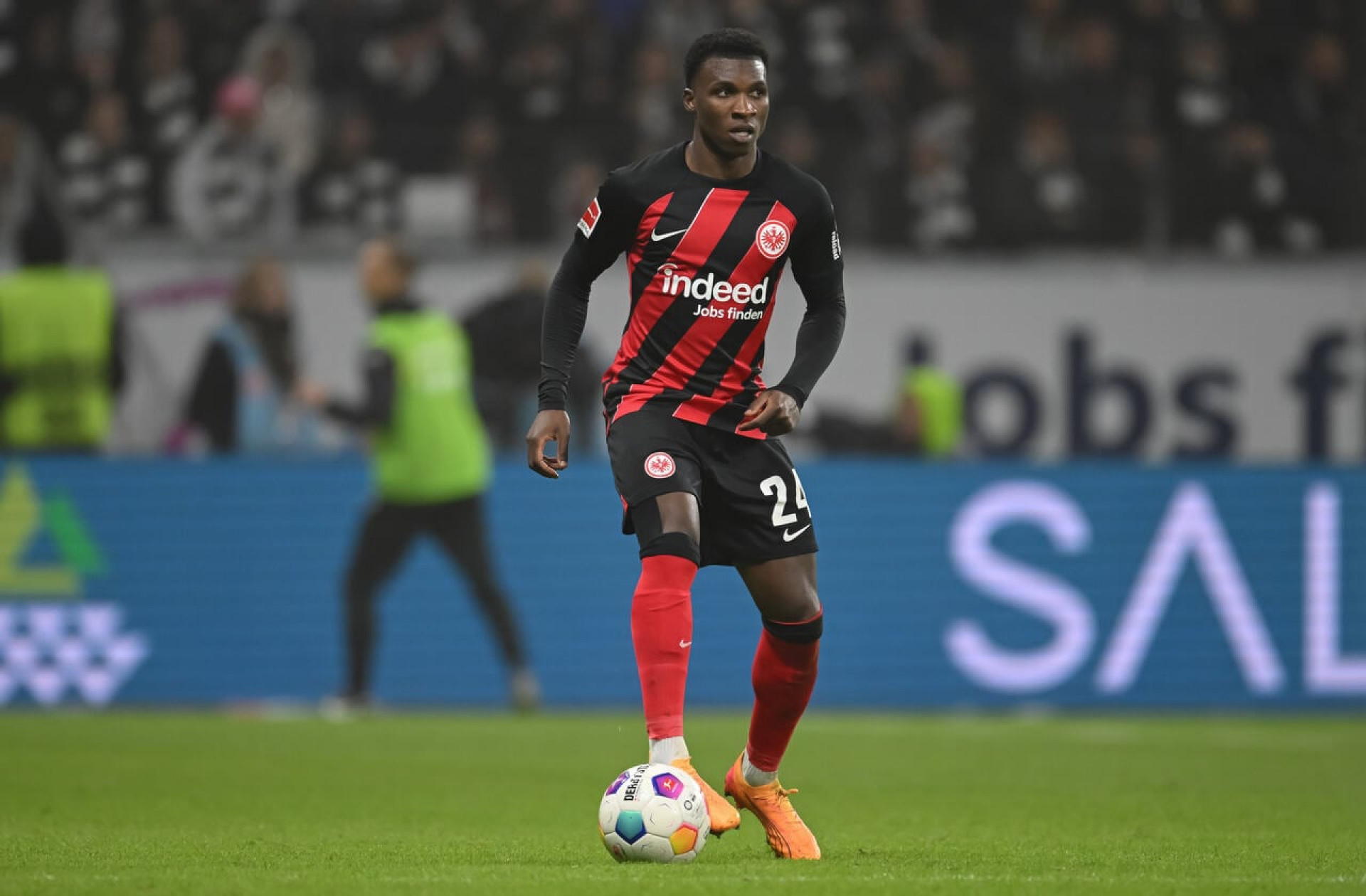 S&atilde;o Paulo anuncia a contrata&ccedil;&atilde;o do lateral-direito Aur&eacute;lio Buta