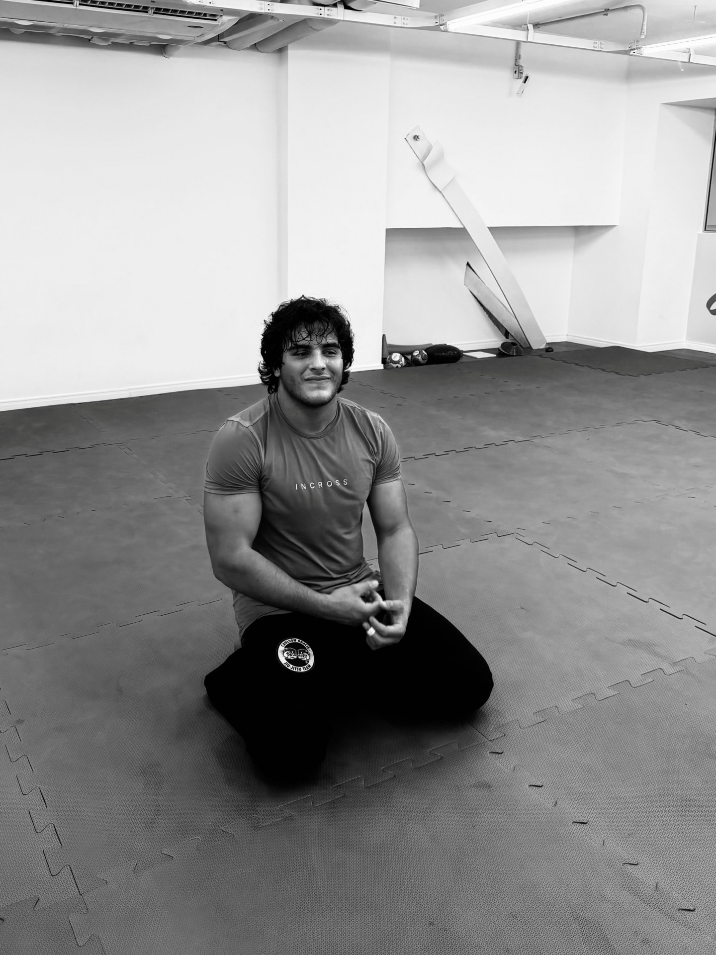 Marcelo Sangalo exibe músculos em treino - Reprodução / Instagram