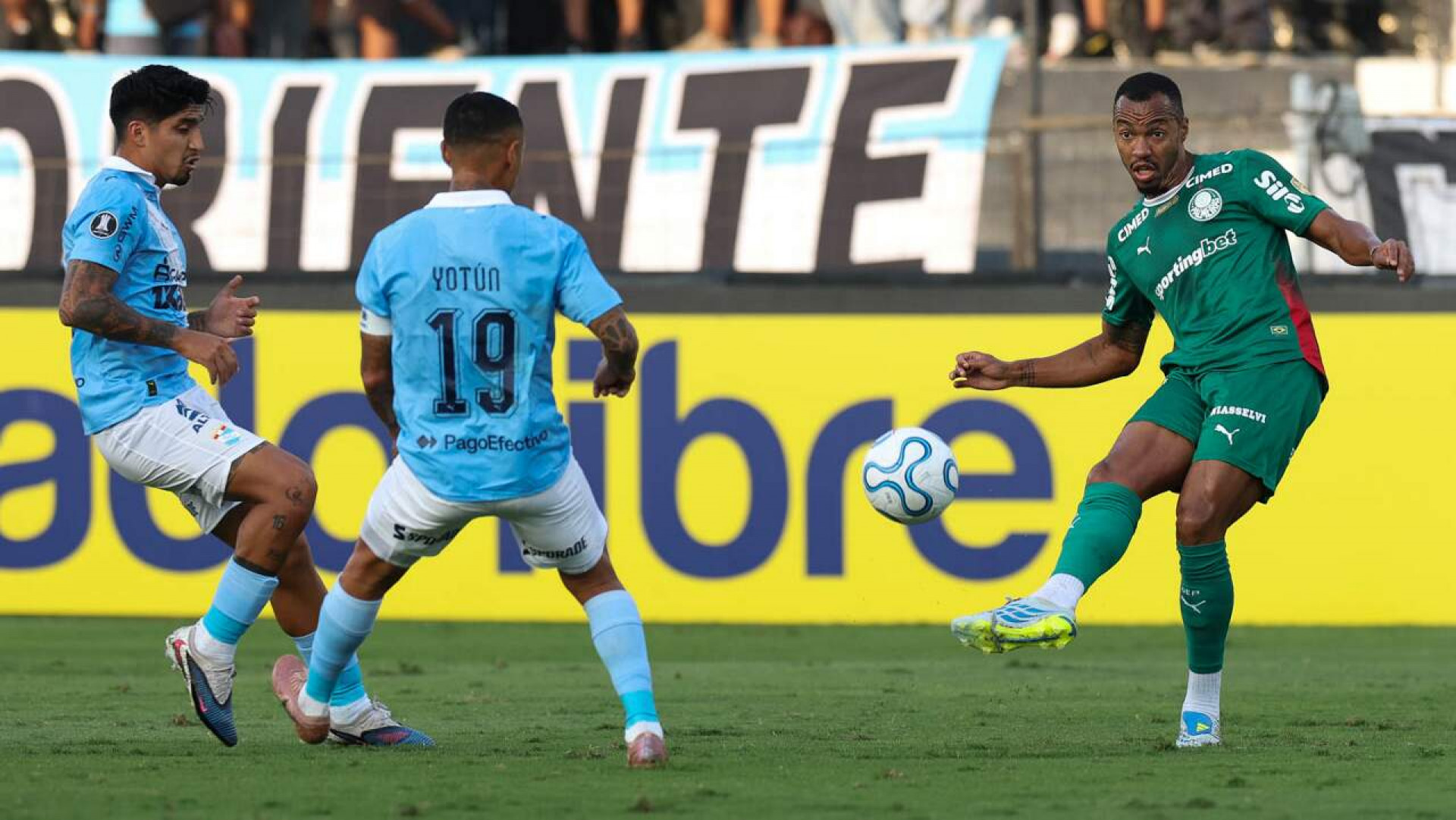 Sporting Cristal (PER) x RB Bragantino: onde assistir, escala&ccedil;&otilde;es e arbitragem