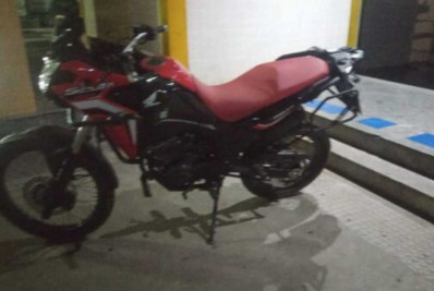 Homem é preso com moto de placa adulterada em São Pedro da Aldeia