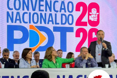 Rodrigo Neves participa da convenção nacional do PDT