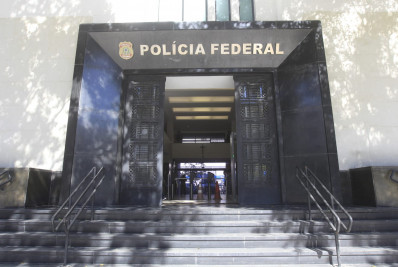 Grupo suspeito de desviar R$ 45 milhões é alvo de ação da Polícia Federal