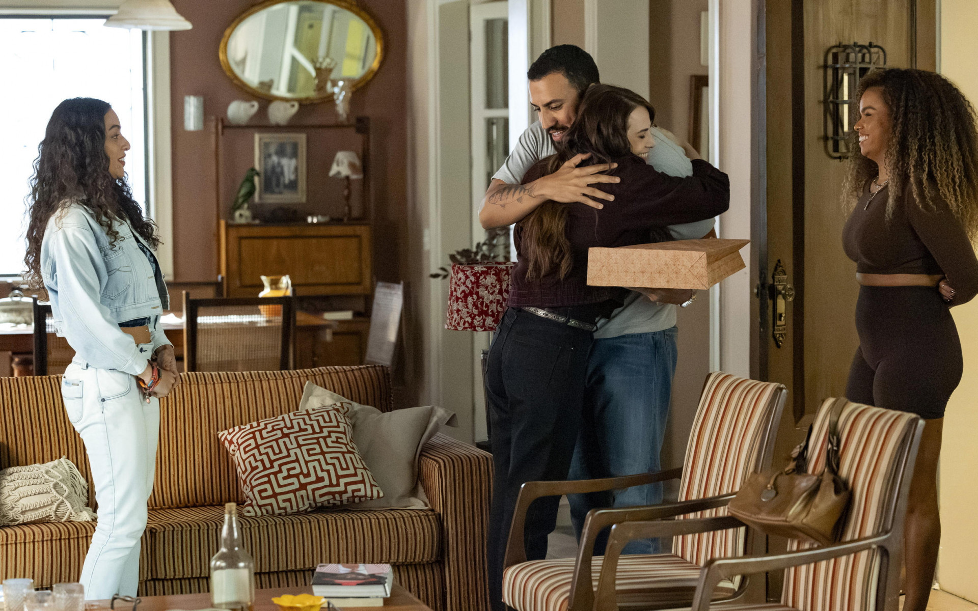 Joel (Ricardo Teodoro) conhece Adriana (Letícia Colin) - Manoella Mello / TV Globo