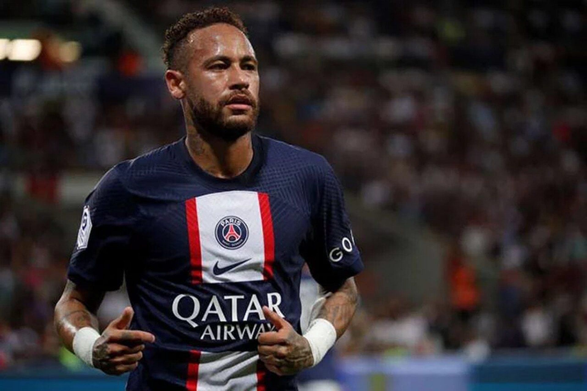 Neymar abre processo para registrar marca “Parque do Pr&iacute;ncipe”