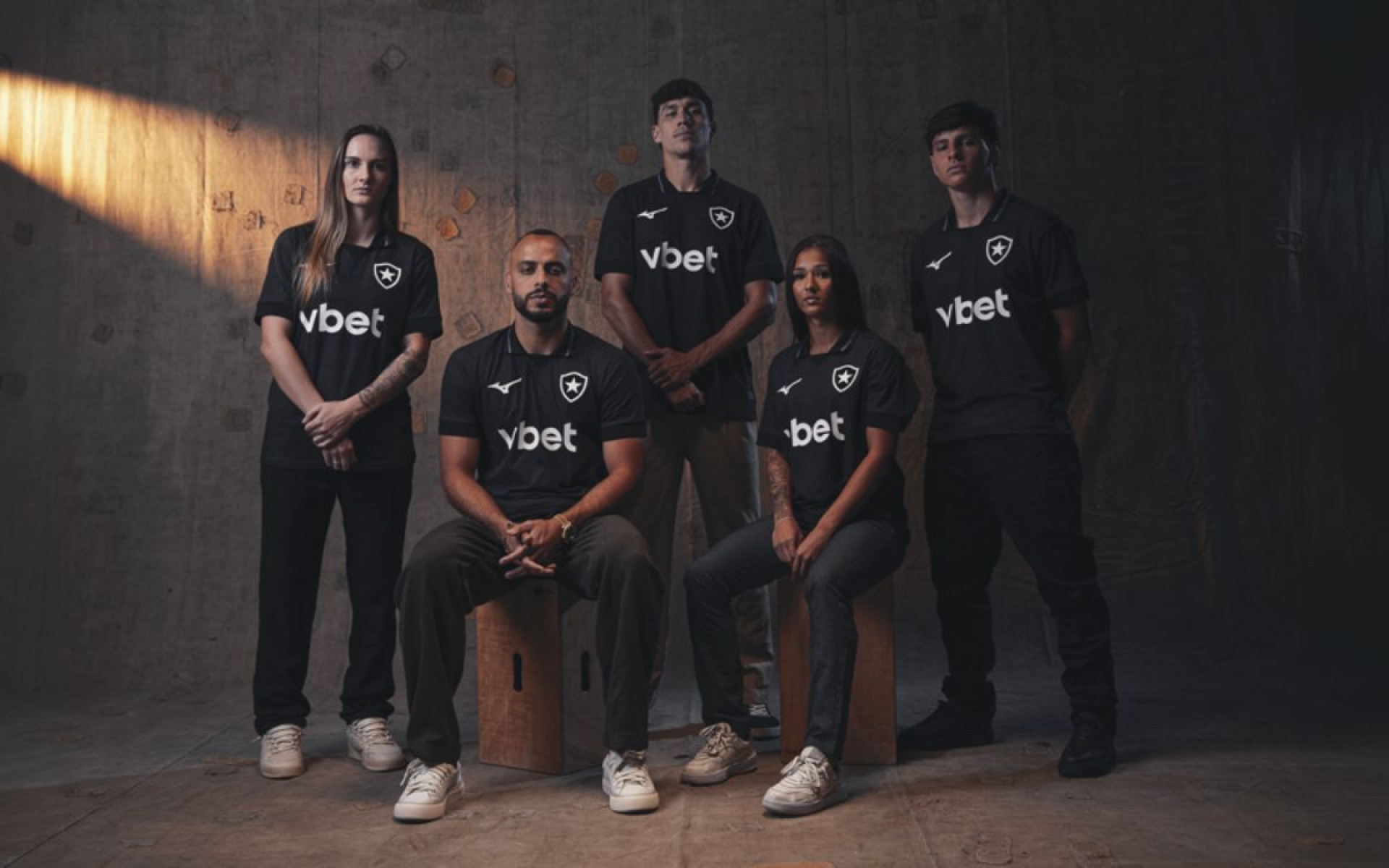 Nova camisa preta do Botafogo, em parceria com a Mizuno - Divulgação / Botafogo