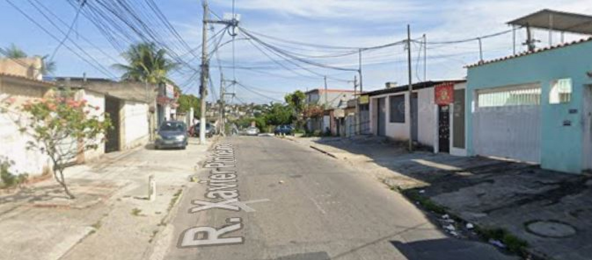 Leda Maria foi baleada na Rua Xavier Pinheiro, em Vigário Geral - Google Street View