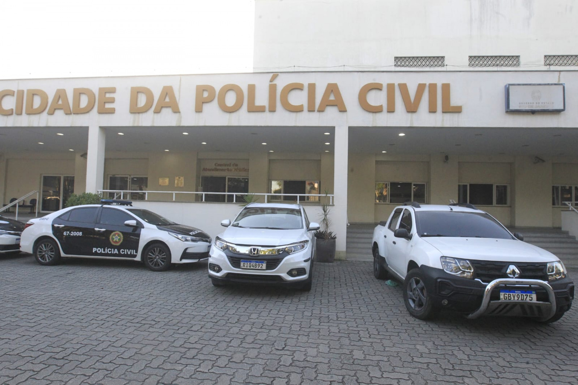 Veículos apreendidos durante a operação - Reginaldo Pimenta/Agência O DIA