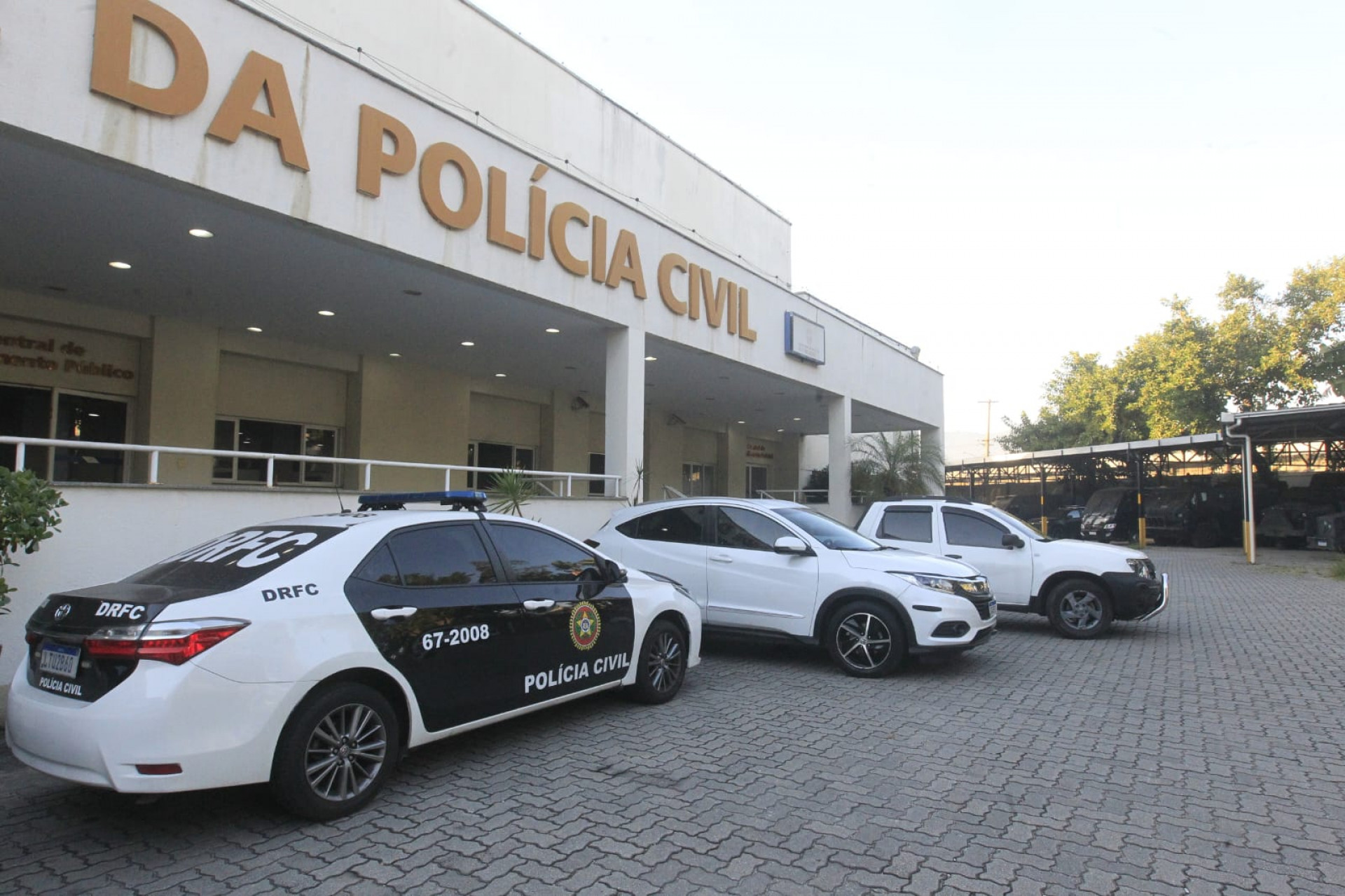 Veículos apreendidos durante a operação - Reginaldo Pimenta/Agência O DIA