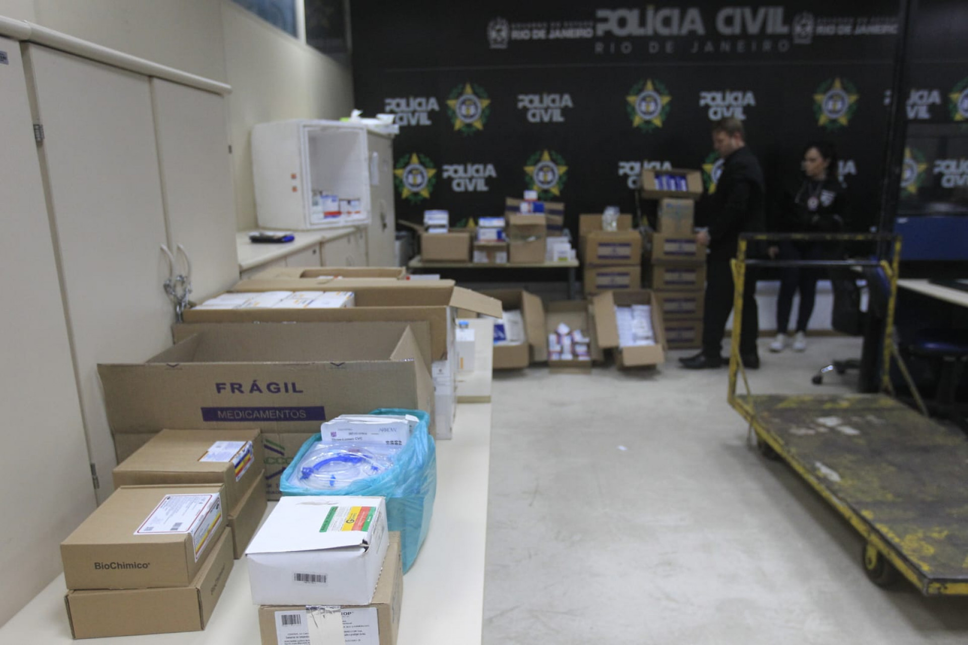 Remédios apreendidos durante a operação foram encaminhados para Cidade da Polícia - Reginaldo Pimenta/Agência O DIA