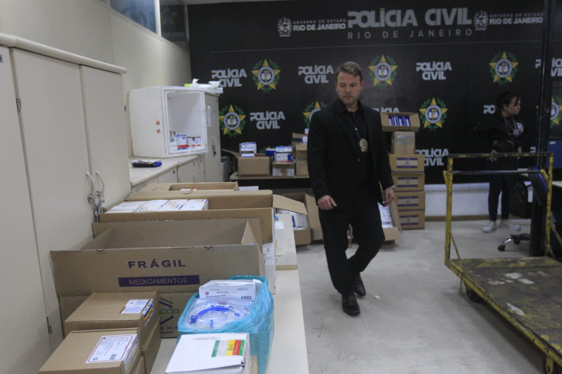 Remédios apreendidos durante a operação foram encaminhados para Cidade da Polícia - Reginaldo Pimenta/Agência O DIA