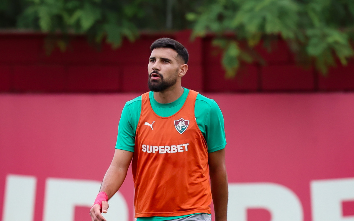 Ign&aacute;cio oferece mais seguran&ccedil;a na bola a&eacute;rea 