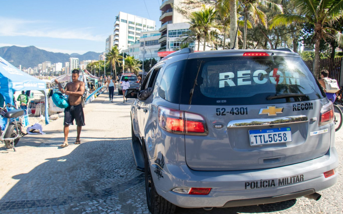 Policiamento reforçado no Arpoador na manhã desta quarta - Érica Martin/Agência O DIA