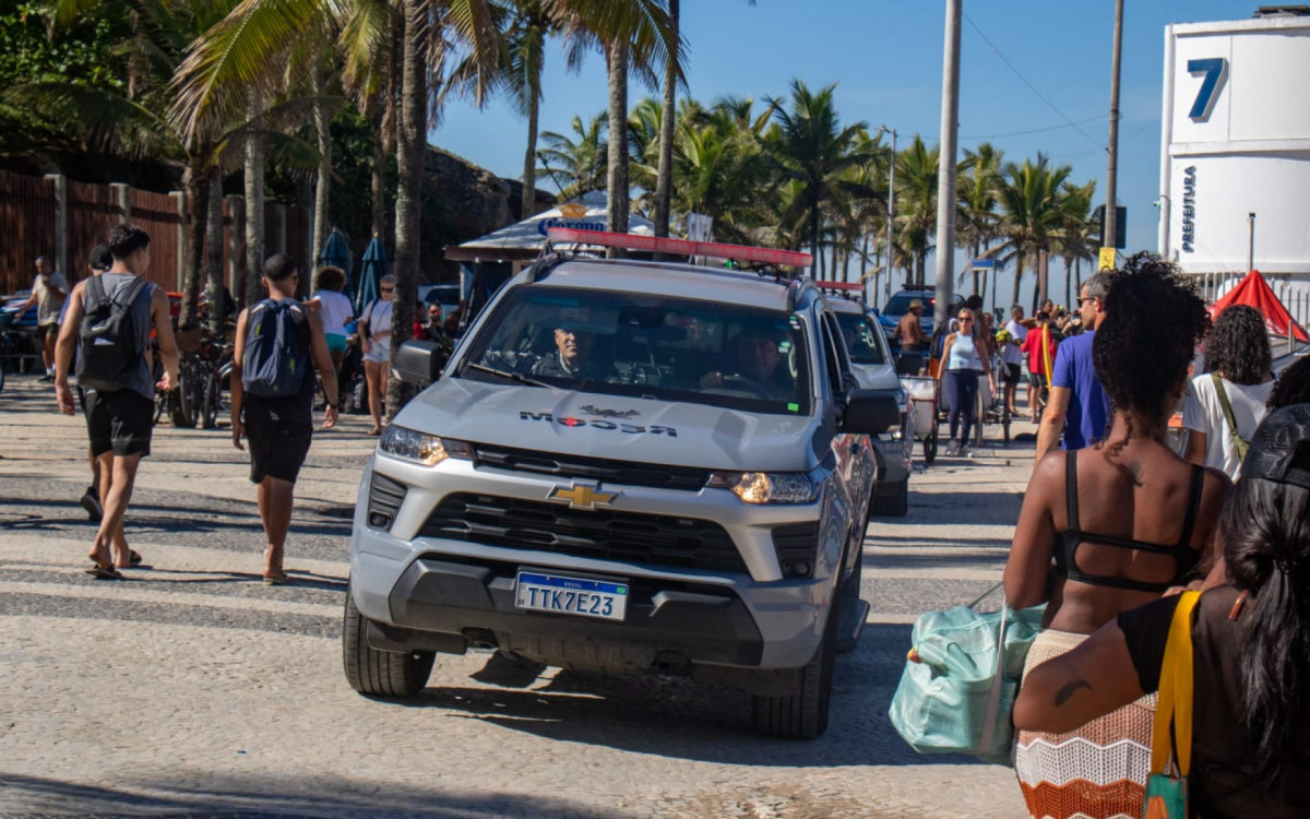 Policiamento reforçado no Arpoador na manhã desta quarta - Érica Martin/Agência O DIA