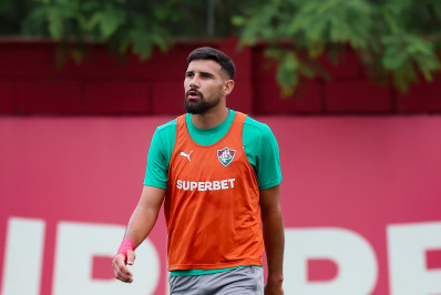 Ignácio ou Freytes: quem rende melhor com Thiago Silva no Fluminense?