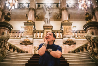 Roberta Sá celebra 20 anos de carreira com orquestra feminina 