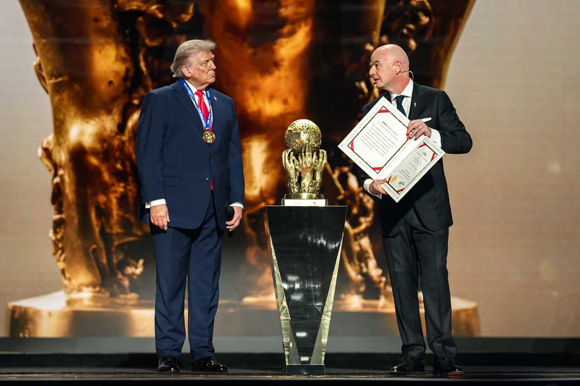 Donald Trump quer presidente da Fifa no comando das Na&ccedil;&otilde;es Unidas