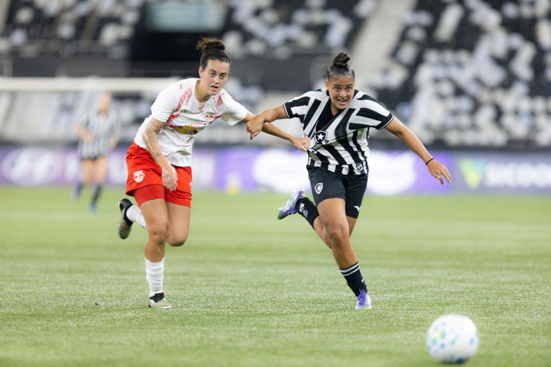 Botafogo perde em casa e cai de novo para o Bragantino na Copa do Brasil Feminina