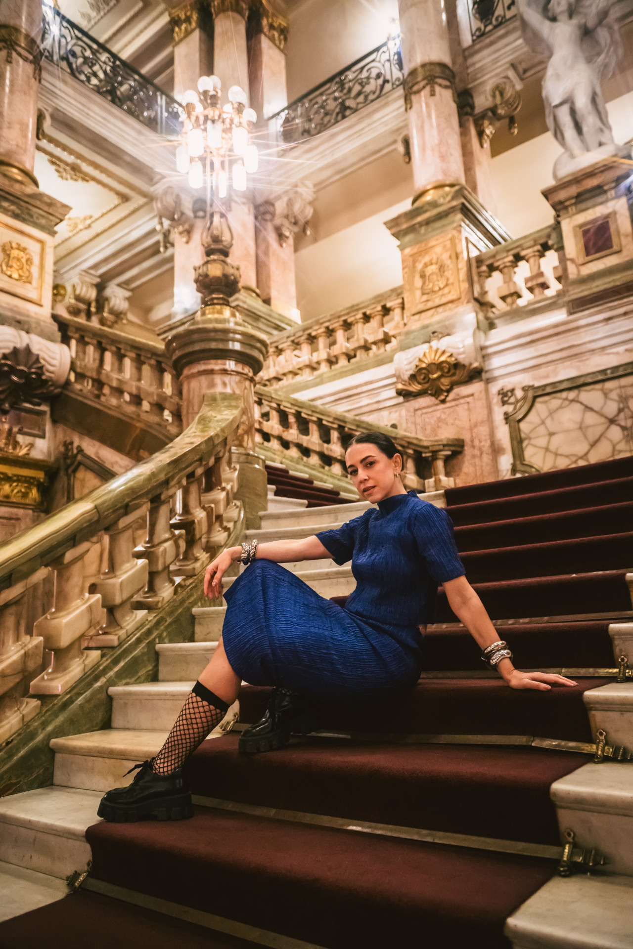 Roberta Sá celebra 20 anos de carreira com orquestra feminina no Theatro Municipal - Alessandra Tolc