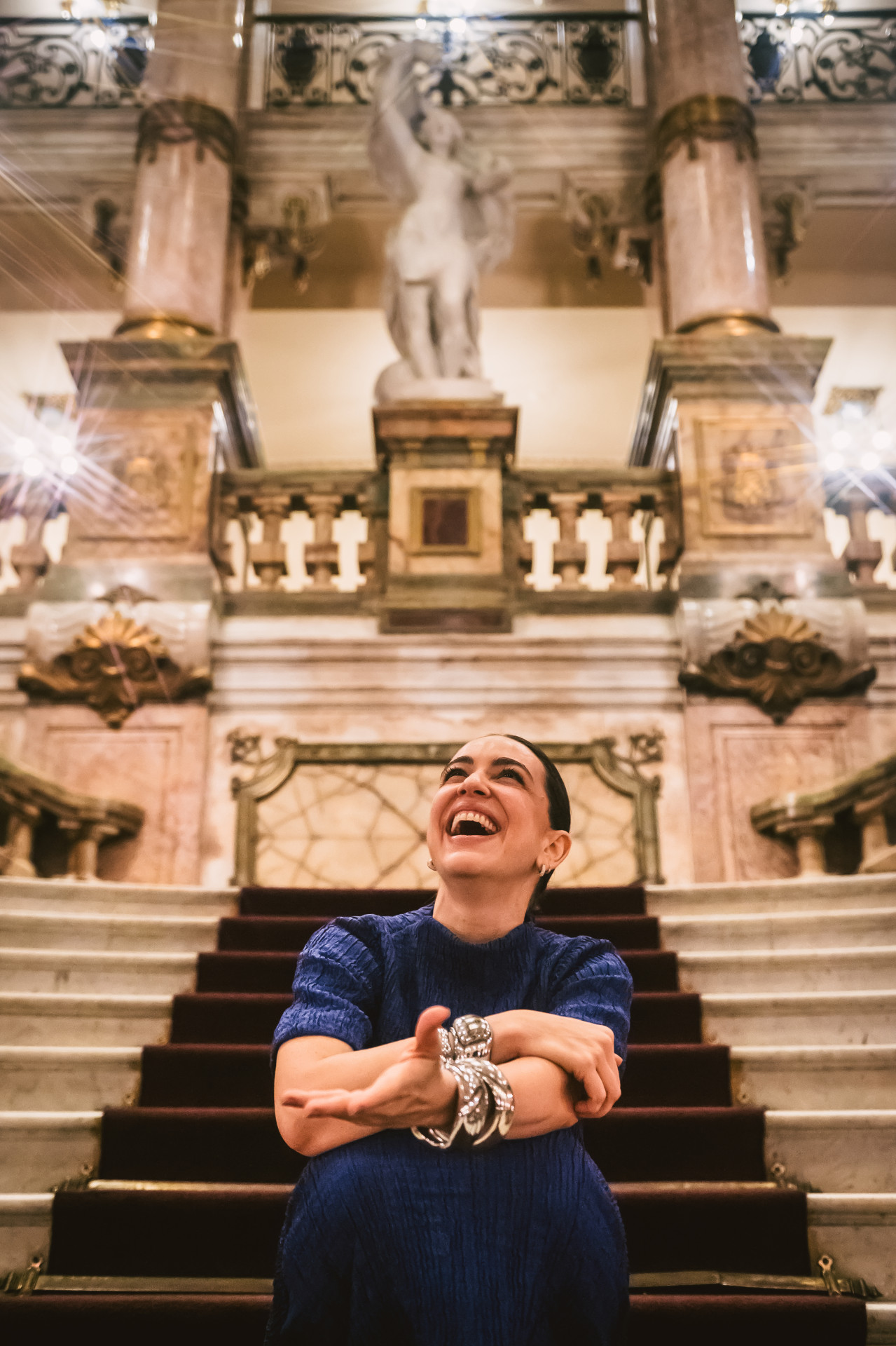 Roberta Sá celebra 20 anos de carreira com orquestra feminina no Theatro Municipal - Alessandra Tolc