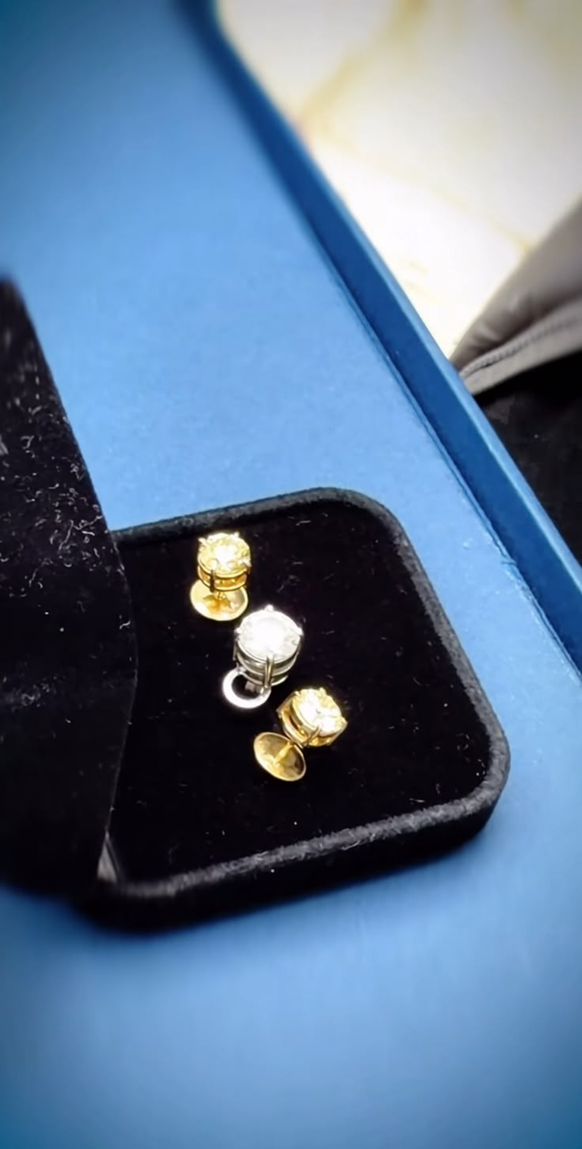 André Marques transforma cinzas de cachorra em diamantes e mostra joias - Reprodução / Instagram