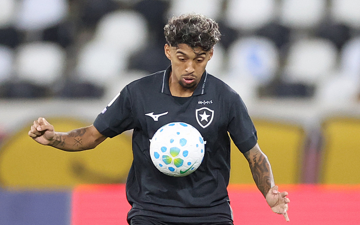 Medina.  BOTAFOGO x Vitoria BA pelo Campeonato Brasileiro no Estadio Nilton Santos, 23 de Julho de 2026, Rio de Janeiro, RJ, Brasil.