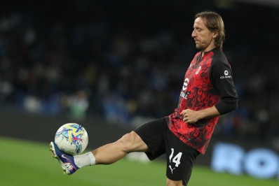 Luka Modric renova com o Milan e permanece no clube até 2027