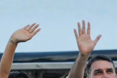Michelle publica vídeo em que sugere reconciliação com Flávio