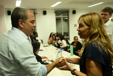 Prefeito alinha com MPRJ políticas para infantojuvenis