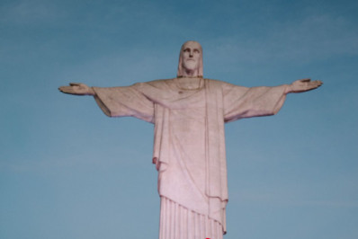 Virginia Fonseca visita o Cristo Redentor com Vini Jr.: 'Especial'
