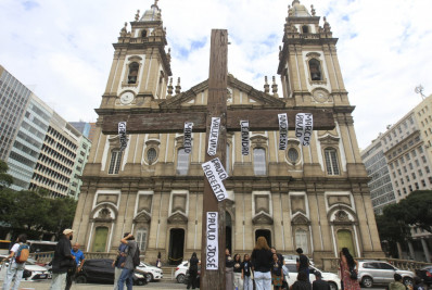Ato relembra 33 anos da Chacina da Candelária no Centro do Rio