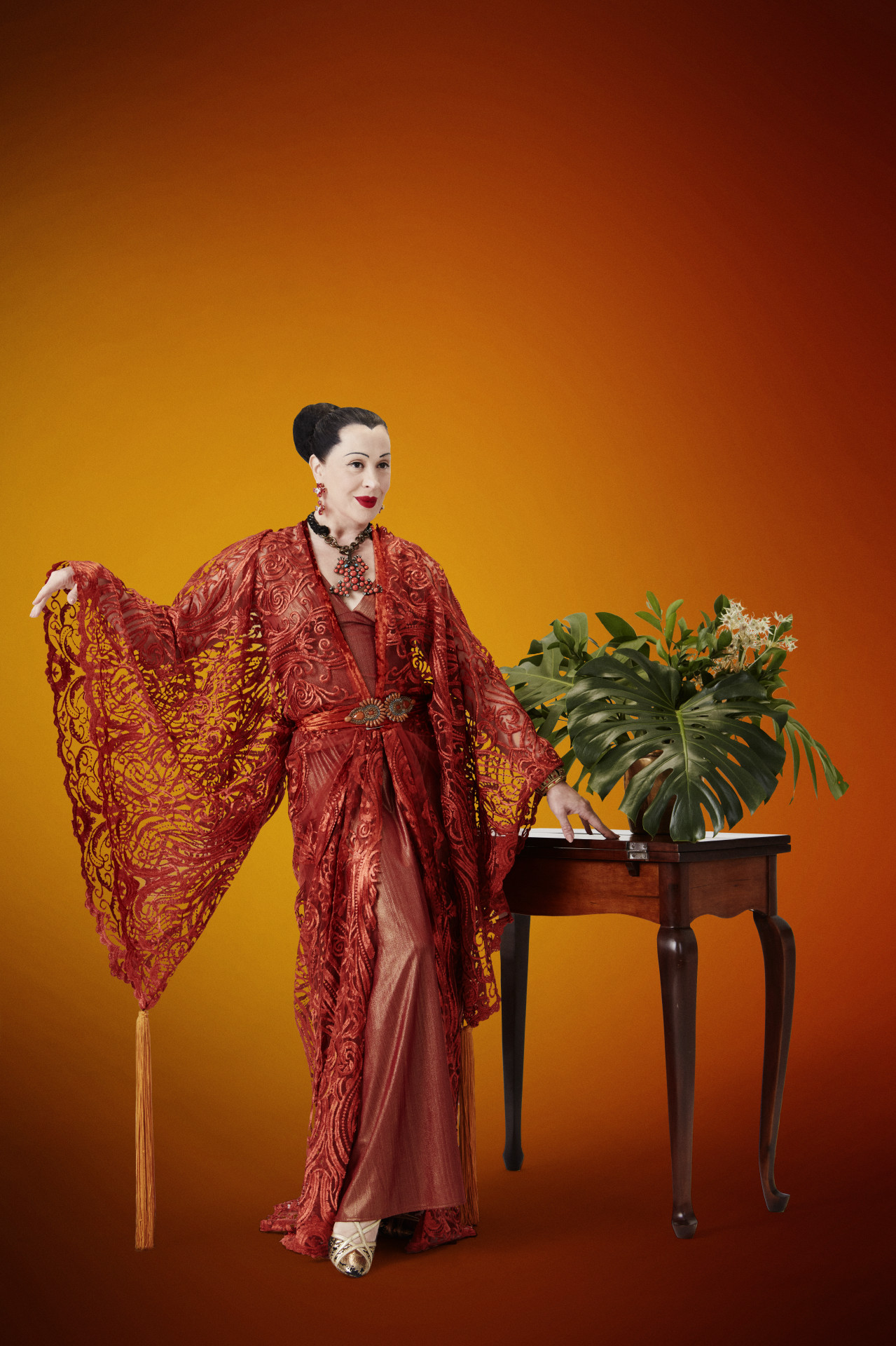 Claudia Raia interpreta a pintora Tarsila do Amaral no musical 'Tarsila, a Brasileira' - Paschoal Rodriguez / Divulgação