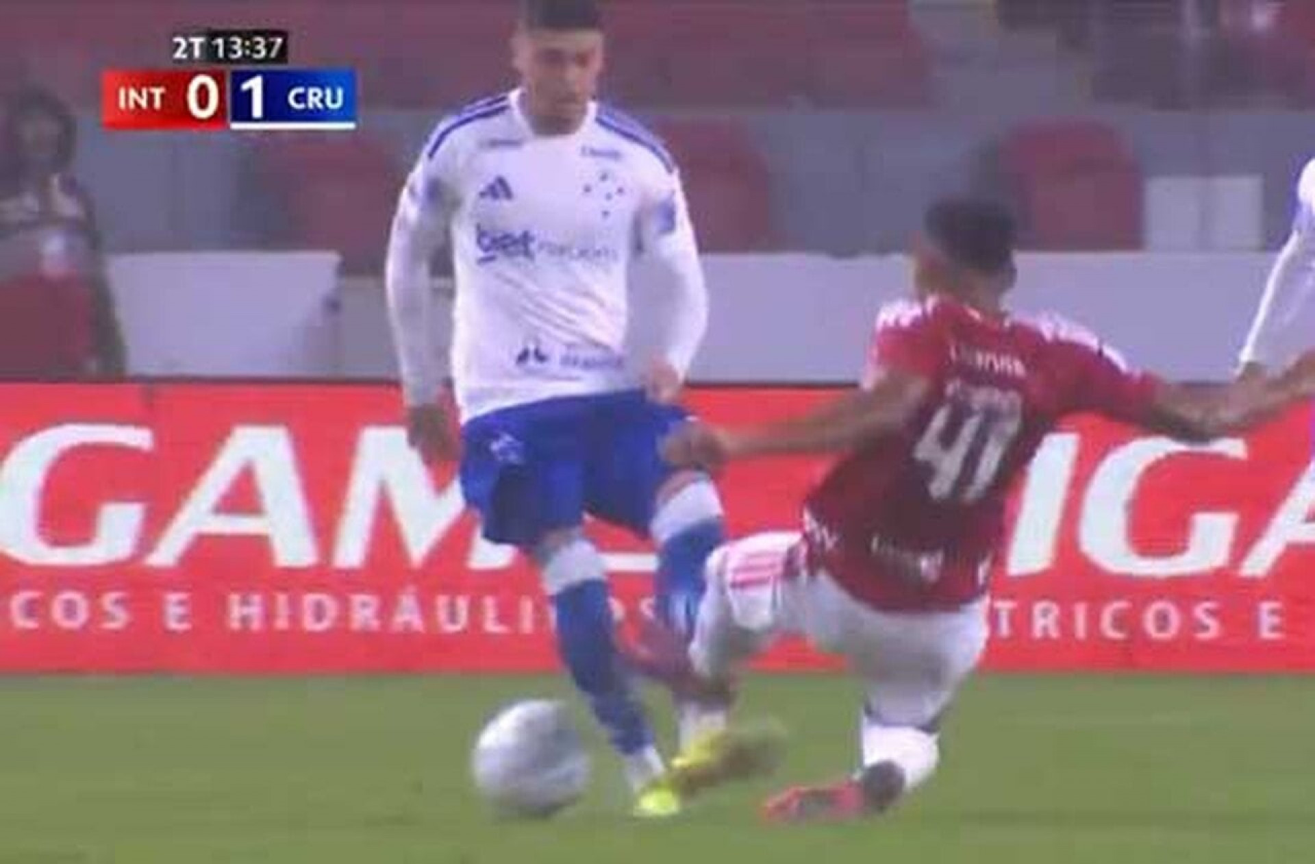 Victor Gabriel ap&oacute;s les&atilde;o em Pec: “Jamais foi minha inten&ccedil;&atilde;o”