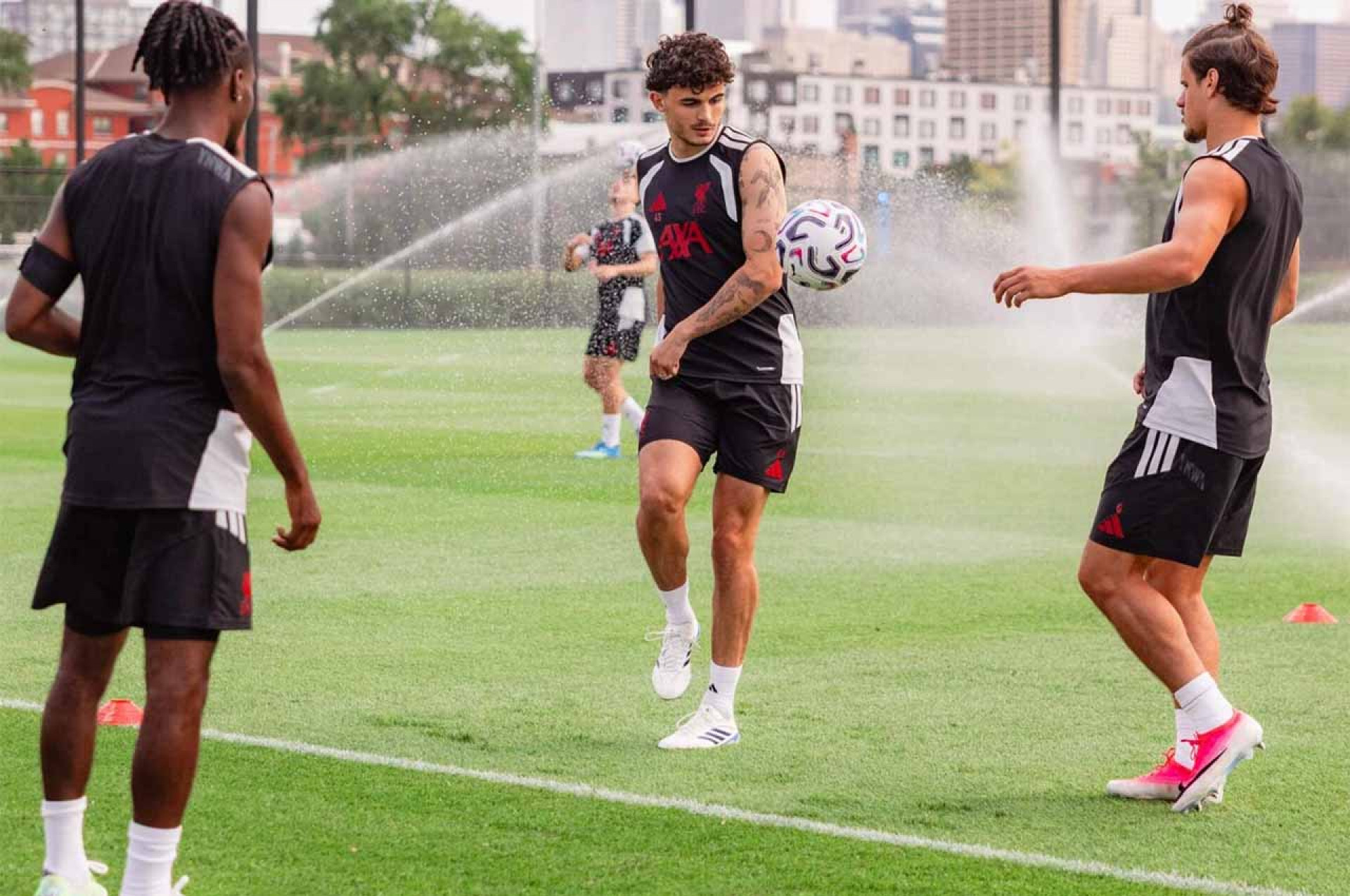 Treino do Liverpool - Divulga&ccedil;&atilde;o