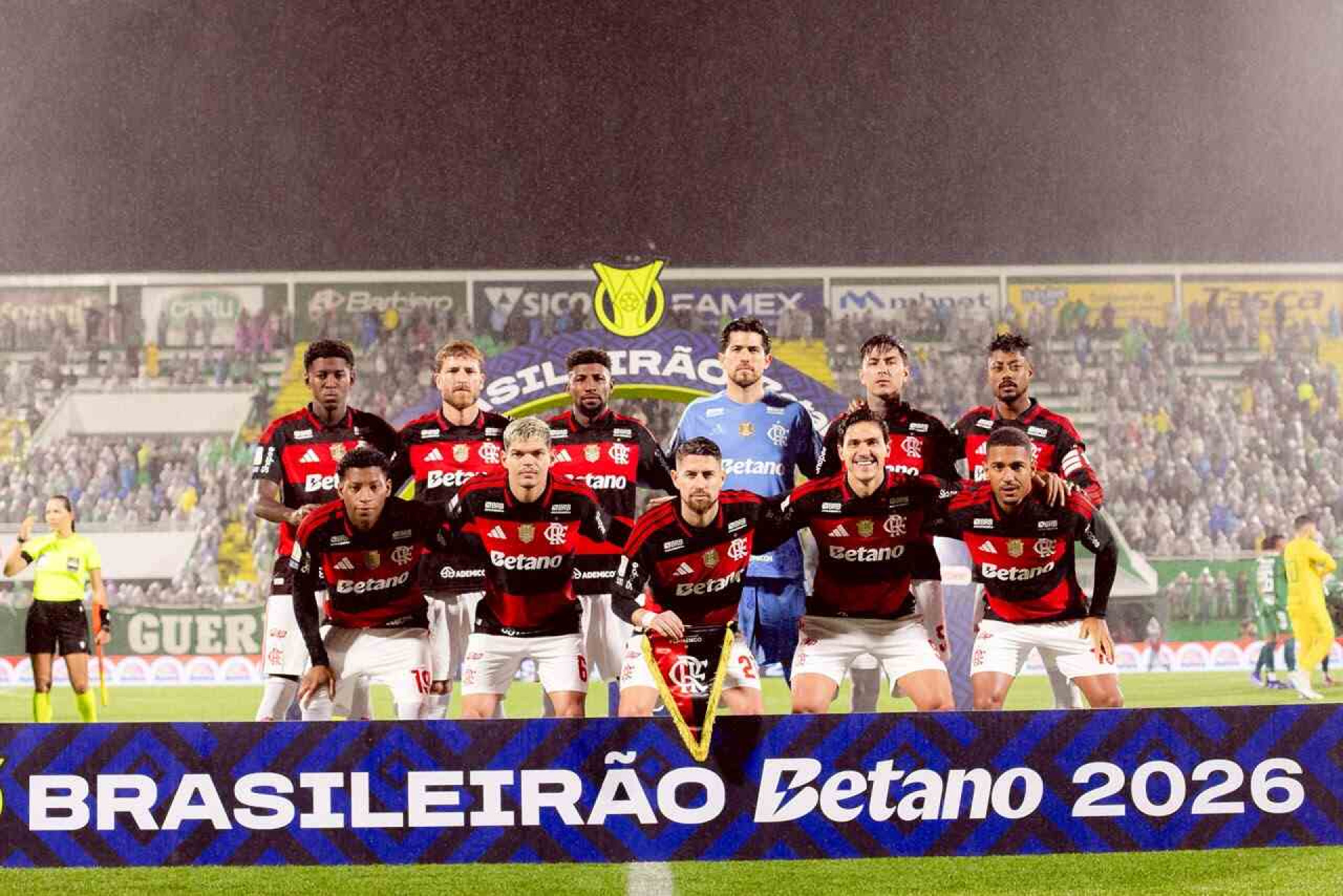 Jogadores do Flamengo que ainda n&atilde;o completaram 13 jogos no Brasileir&atilde;o