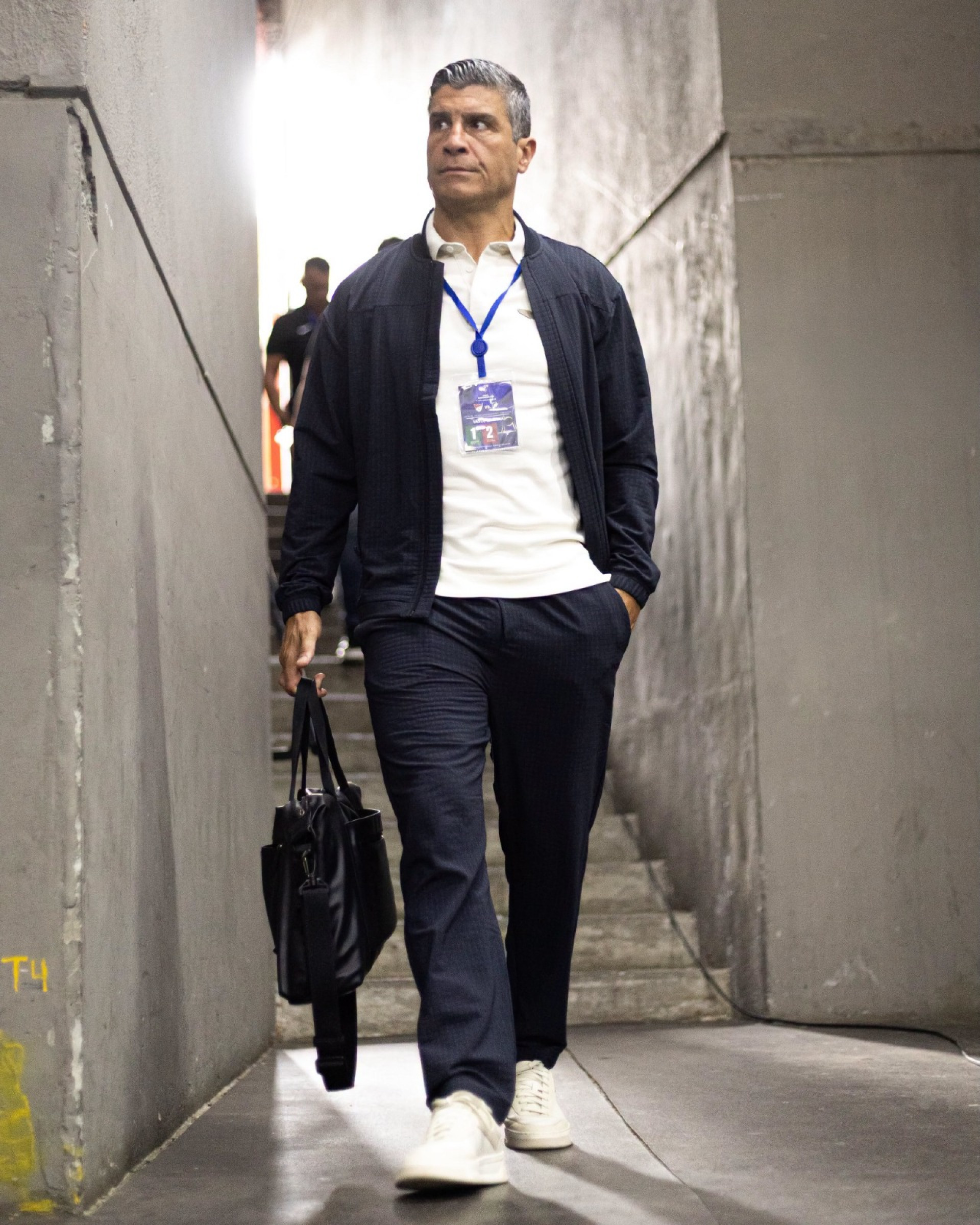 Buscando a primeira vitória pelo Vasco, o técnico Pedro Emanuel fará sua estreia em São Januário na partida contra o Mirassol