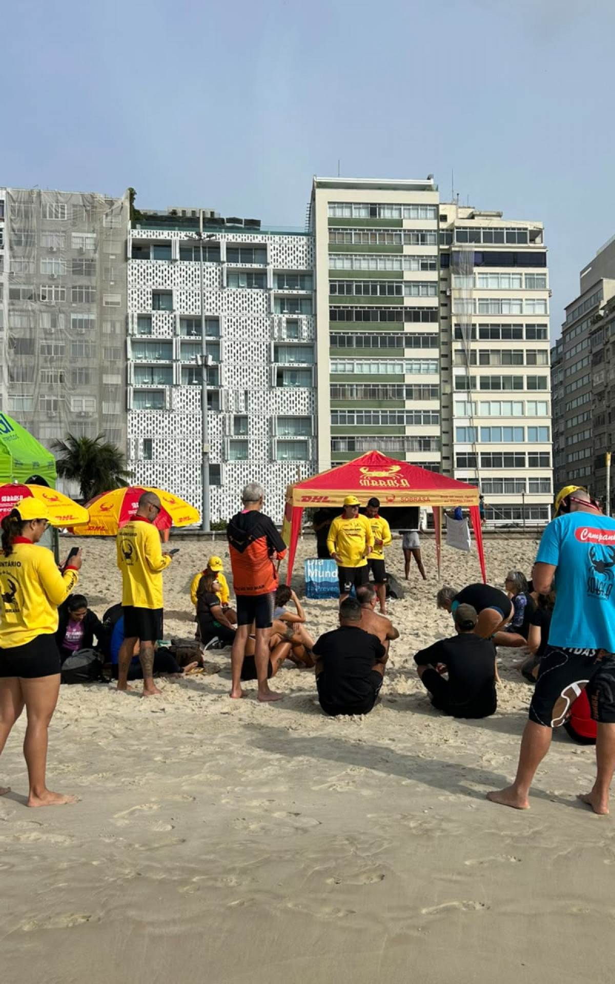 O curso contou com a participação de esportistas, banhistas e moradores interessados em aprender técnicas de prevenção e resgate - Divulgação/Sobrasa